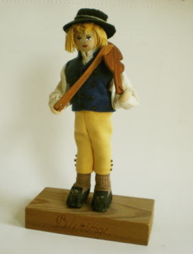 chalotte weibull �V�����b�e�E�E�F�C�u���̐l�`